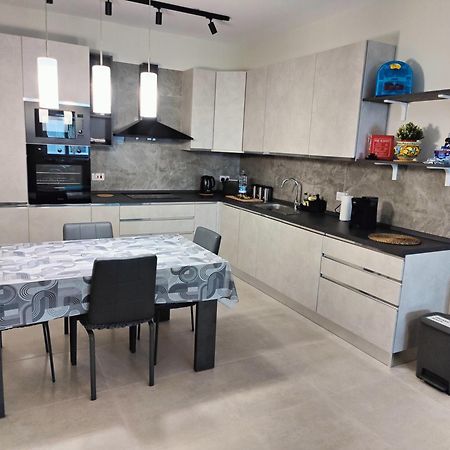 The Palm Court Apartment St. Paul's Bay Luaran gambar